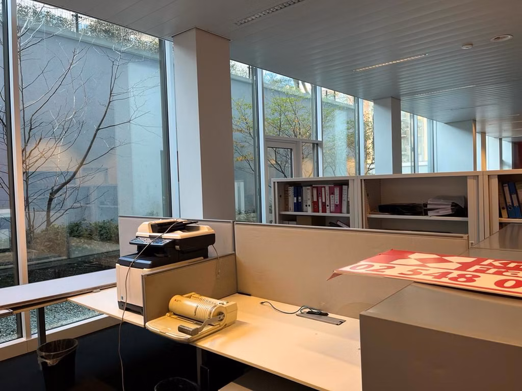 LOUISE 143 E-LITE - B - 352/1300