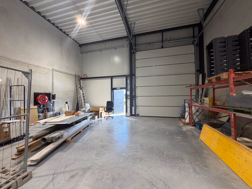 KMO UNIT FOR RENT IN MECHELEN