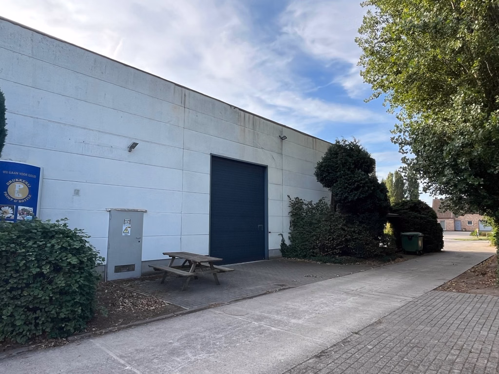 KMO-UNIT 240 M² - 720 m² TE HUUR – Rumst  – NABIJ E19 EN A12