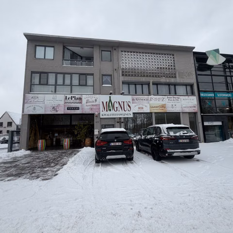 Bureaux & entrepôts à louer