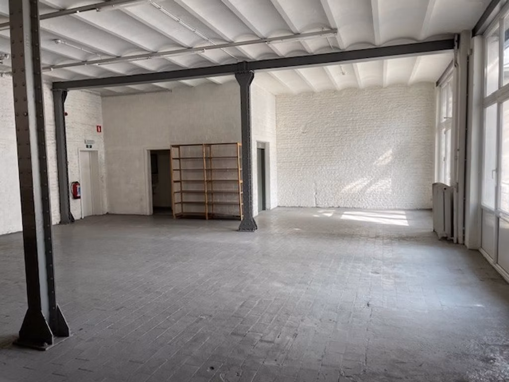À LOUER – Bureaux & espaces polyvalents à Anderlecht (Poincaré 61)