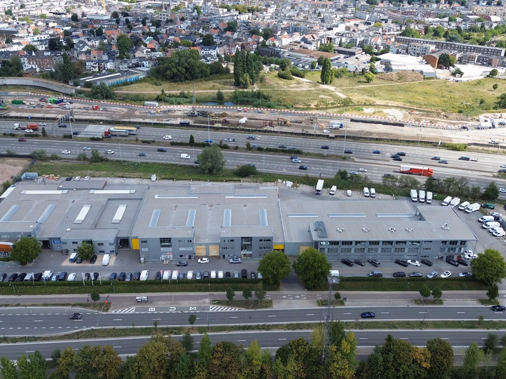 À LOUER ENTREPÔT ANVERS