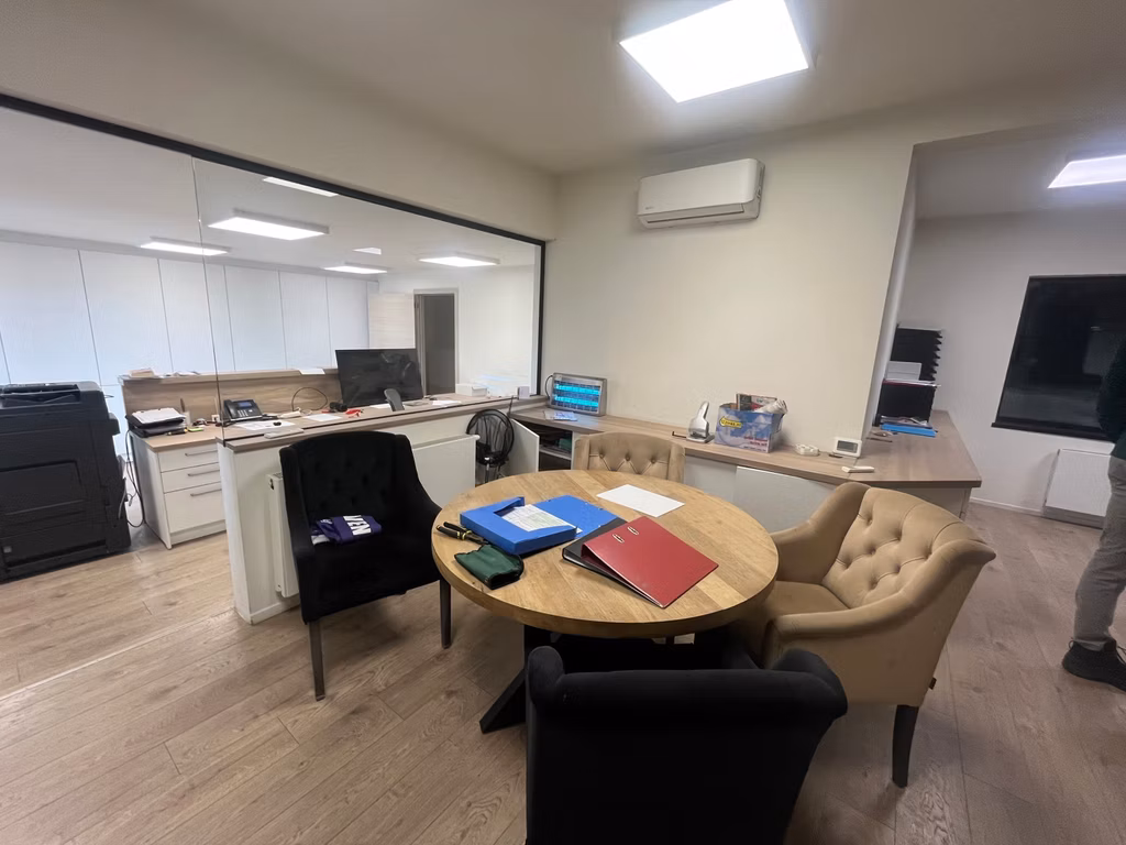 STRAATSBURGDOK-NOORDKAAI 27-28 - TOTALITEIT