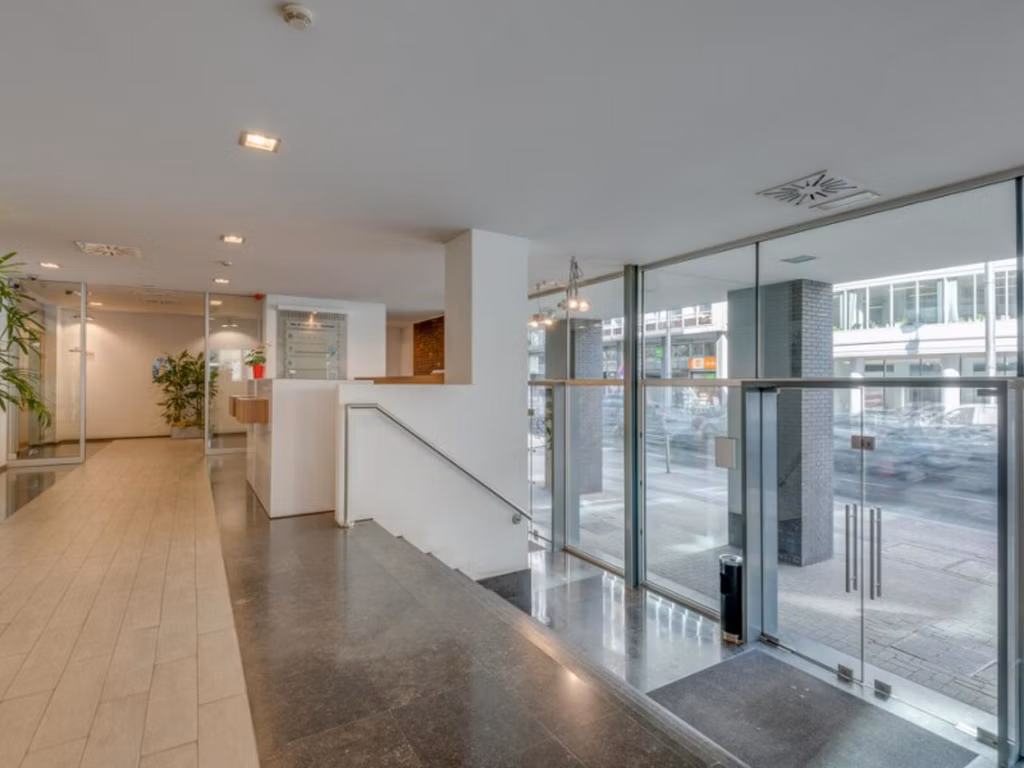 A LOUR - BUREAUX - BRUXELLES