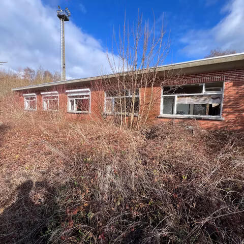 Kantoor te koop <br> Charleroi Roux