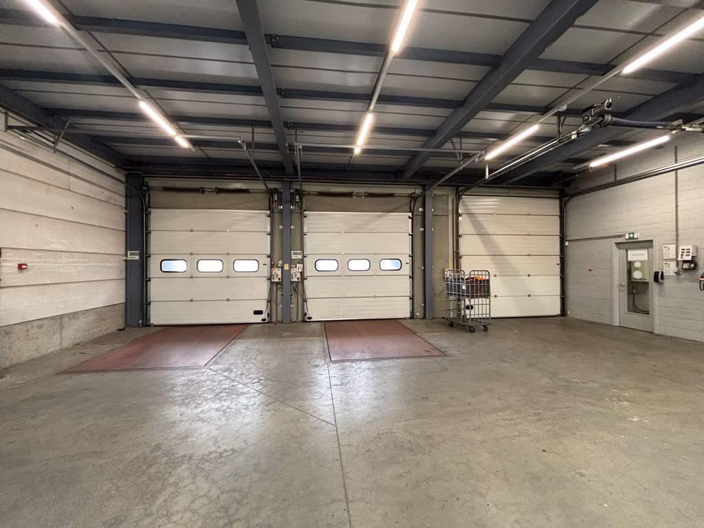 À LOUER ENTREPÔT KONTICH