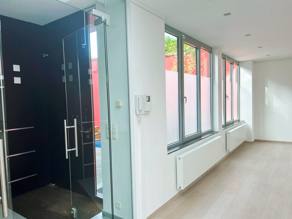 Bureau à louer <br> Ixelles