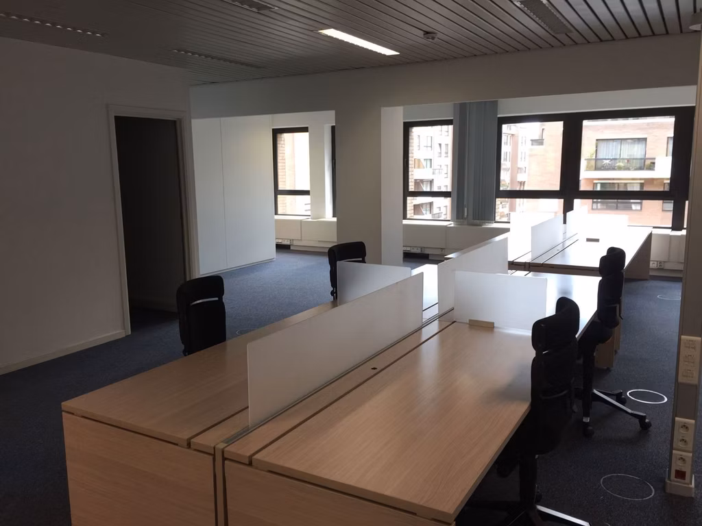 TO LET - OFFICES - BRUSSELS 