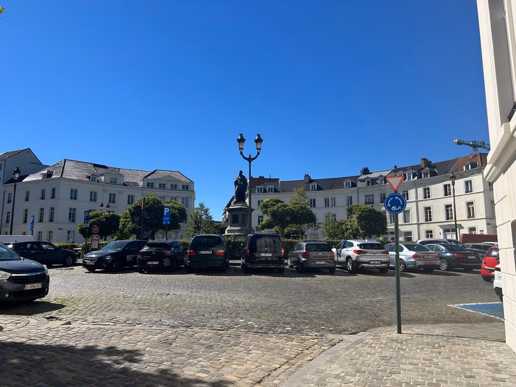  A LOUER - BUREAUX - BRUXELLES 