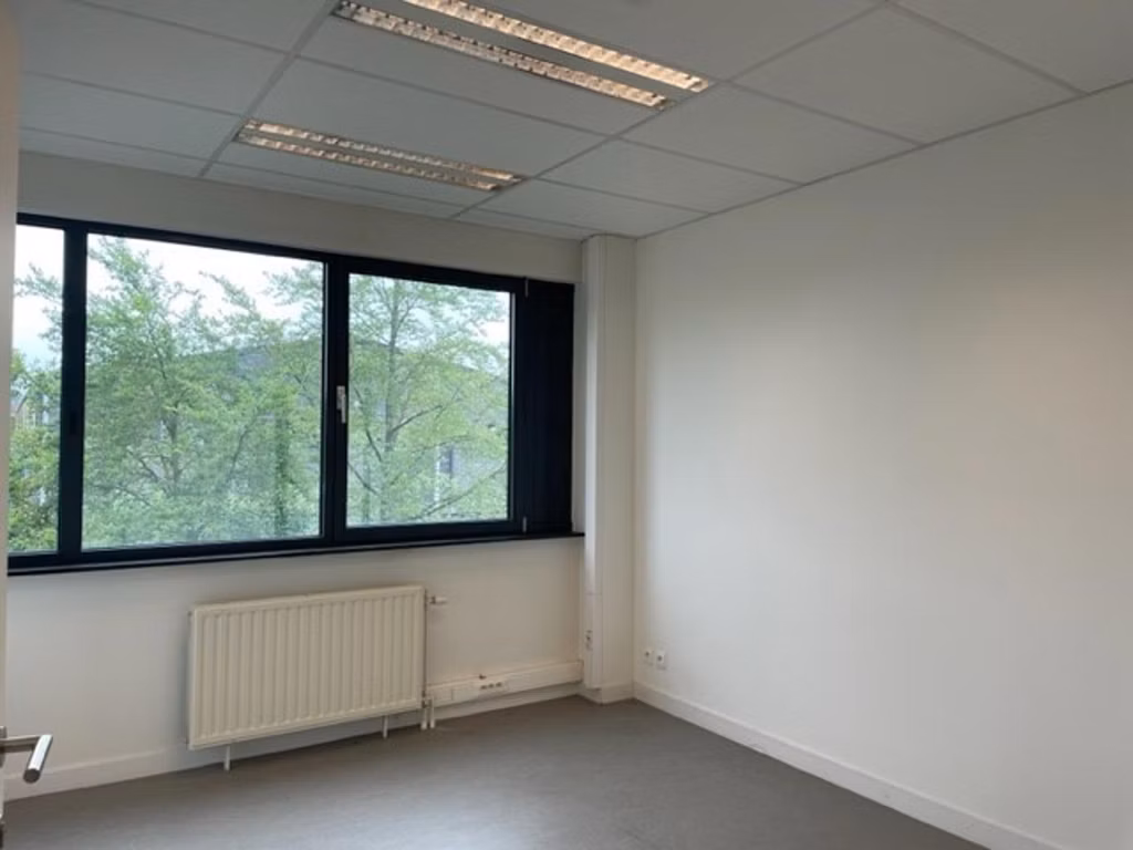 Industriel à louer <br> Bornem