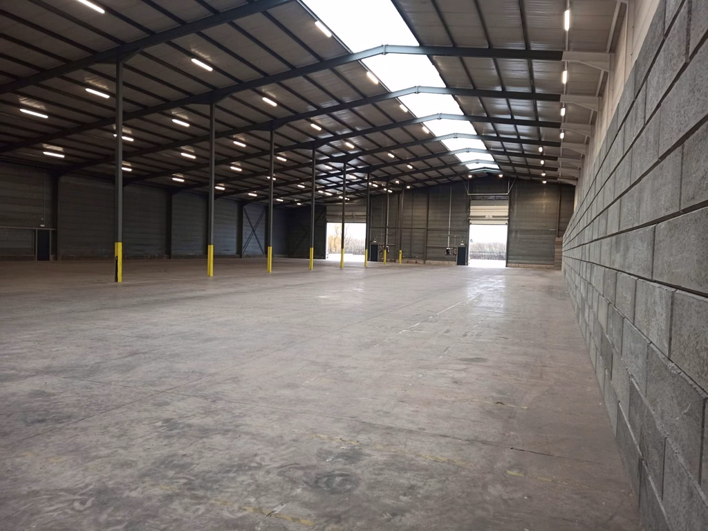 À louer : bâtiment industriel (2 322 m²) - Tirlemont