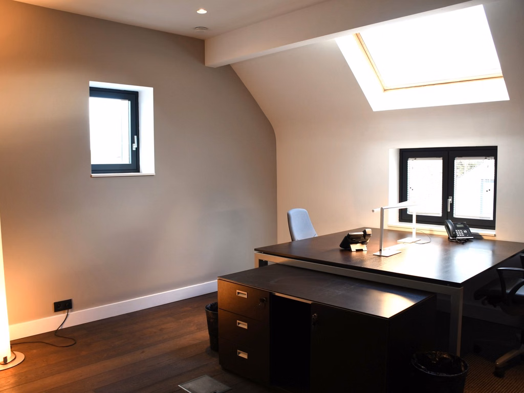 A LOUER - BUREAUX - CORROY LE GRAND