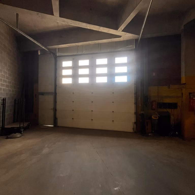 STRAATSBURGDOK-NOORDKAAI 27-28 - MAGAZIJN