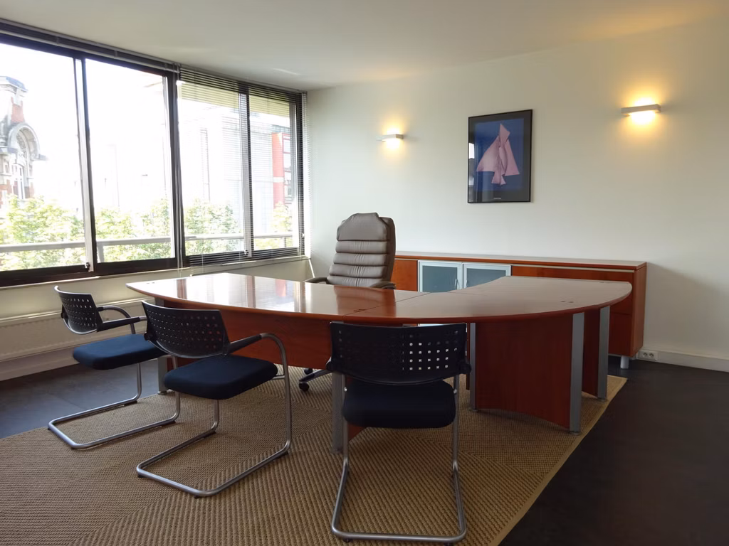 Bureau à louer <br> Charleroi