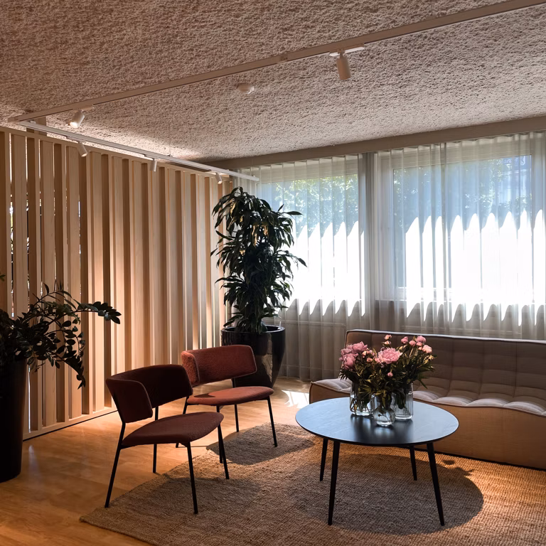 A LOUER ENTREPOT + BUREAUX - ZAVENTEM