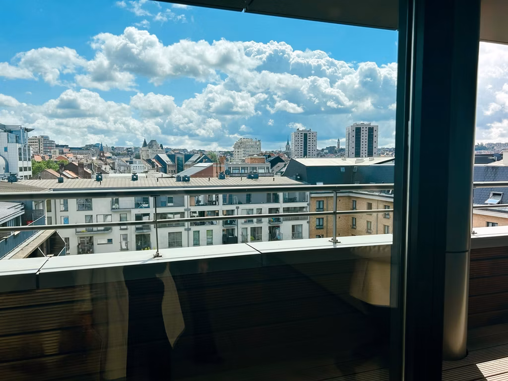 A LOUER - BUREAUX - GARE DE MIDI 