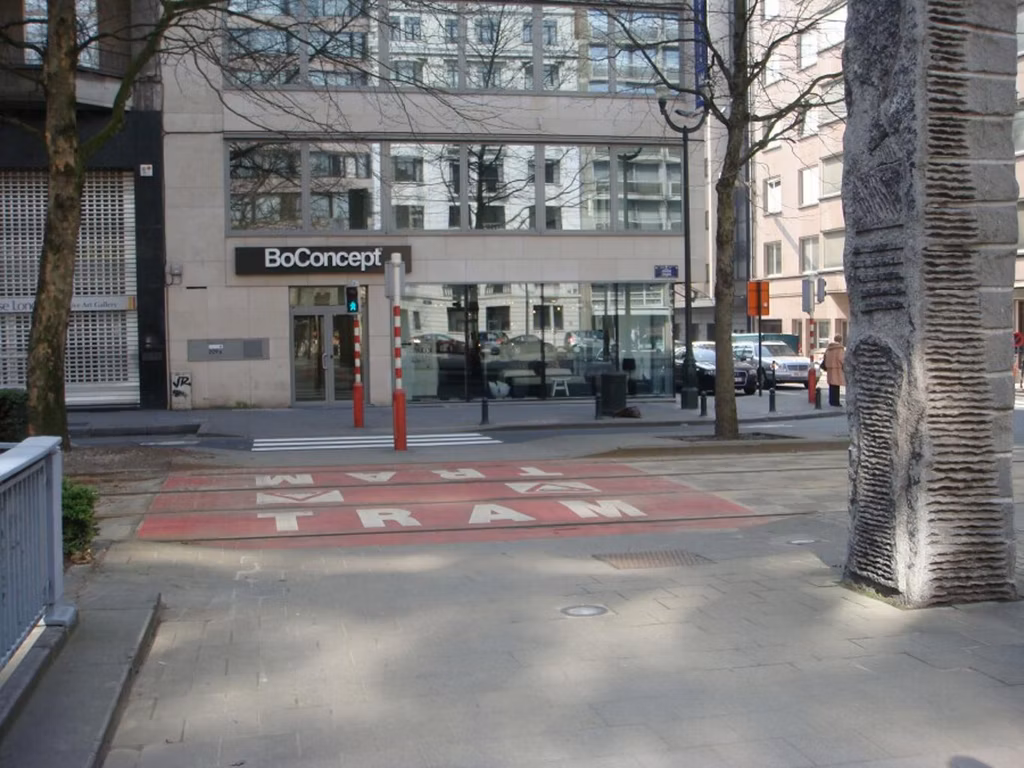 A LOUER - BUREAUX - BRUXELLES