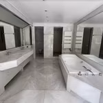 Reine Marie-Henriette 101-102