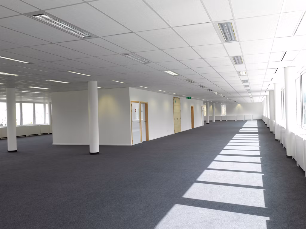 A LOUER - WAVRE - BUREAUX