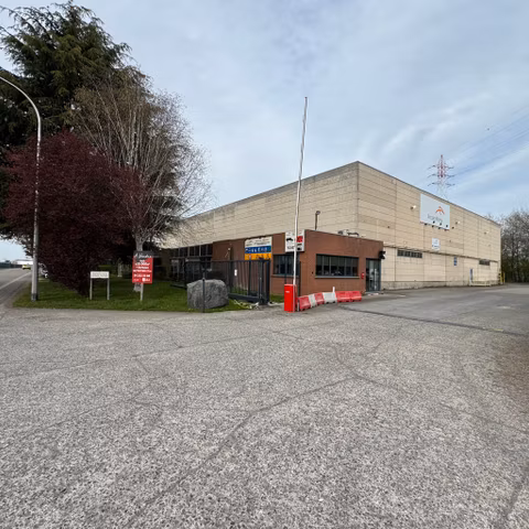 Immeuble industriel à vendre <br> Ans